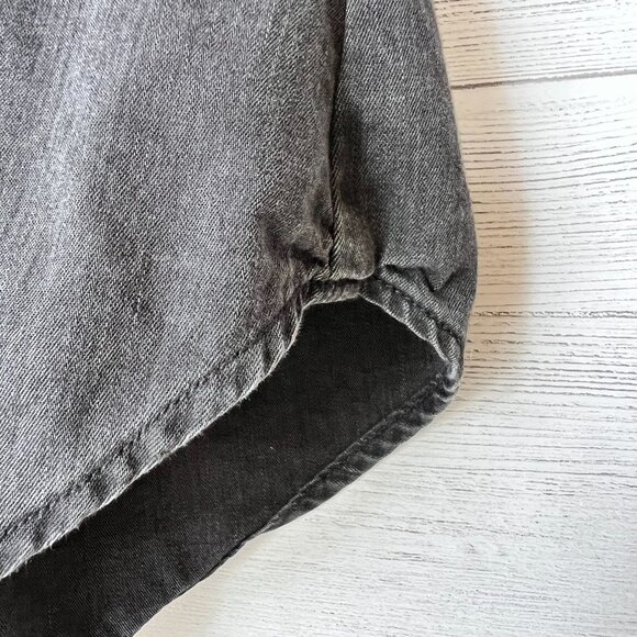 Madewell Top Womens Size XS Black Denim Rolled Sleeve Shirt in Lunar Wash - Picture 6 of 16